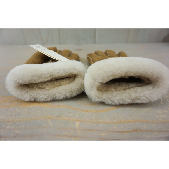 UGG CARTER SINGLE POINT CHESTNUT SUEDE SHEEPSKIN GLOVES WOMENS SMALL NWT - Picture 3 of 12